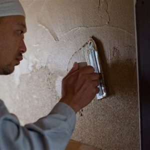 藝術塗料需專業工法與較長工期,非一般DIY能完成