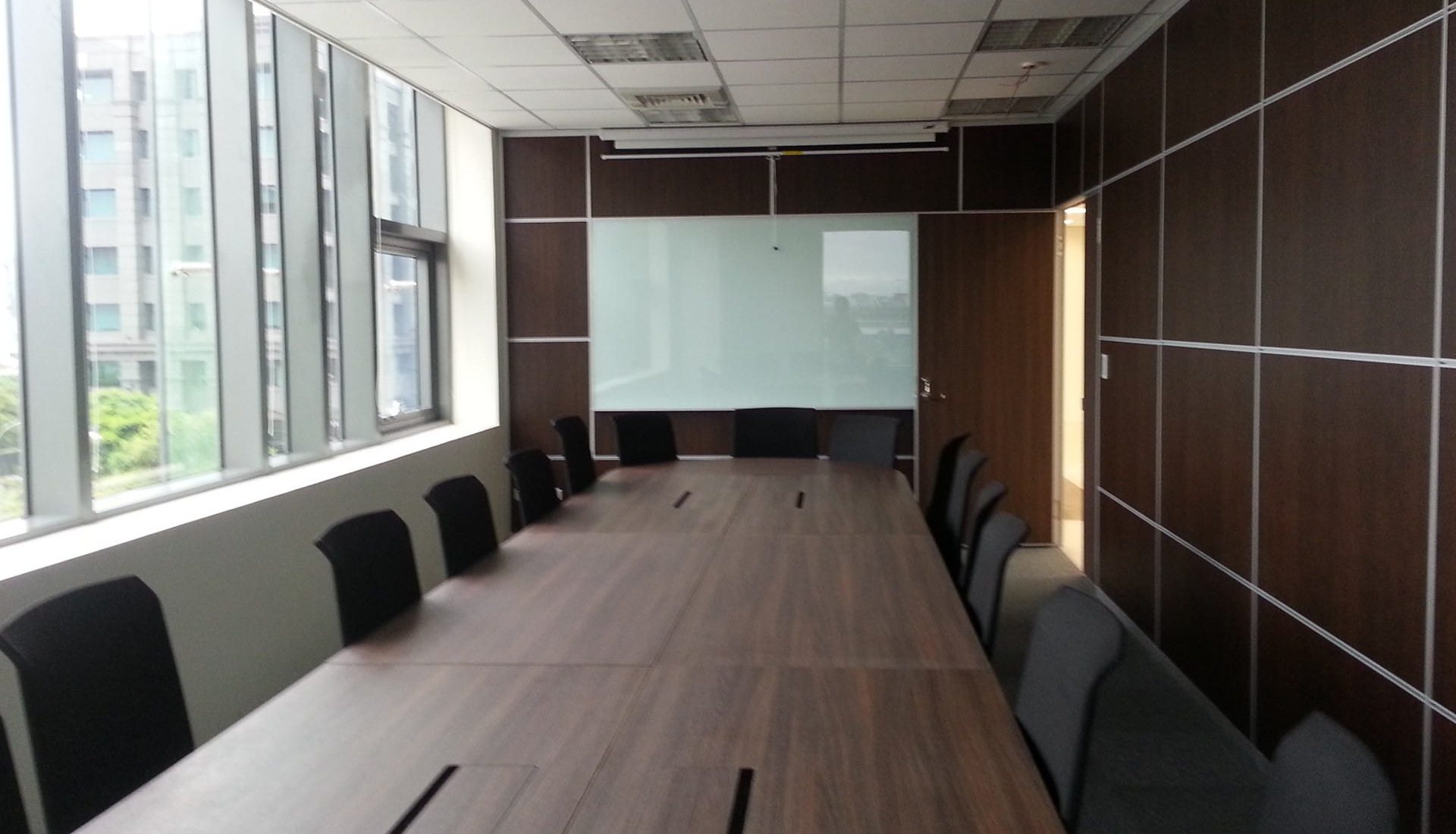 辦公室空間-四季春會議室